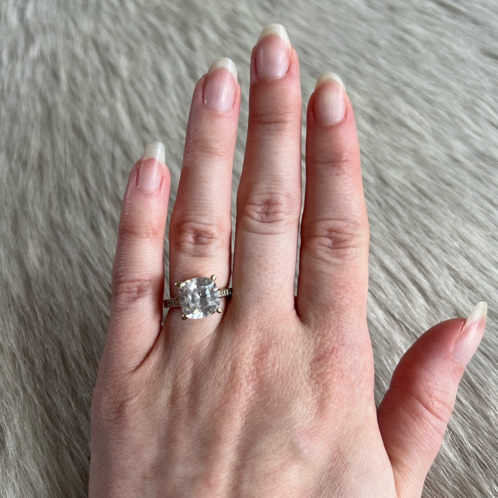 Cushion Cut Moissanite Pavé Engagement Ring